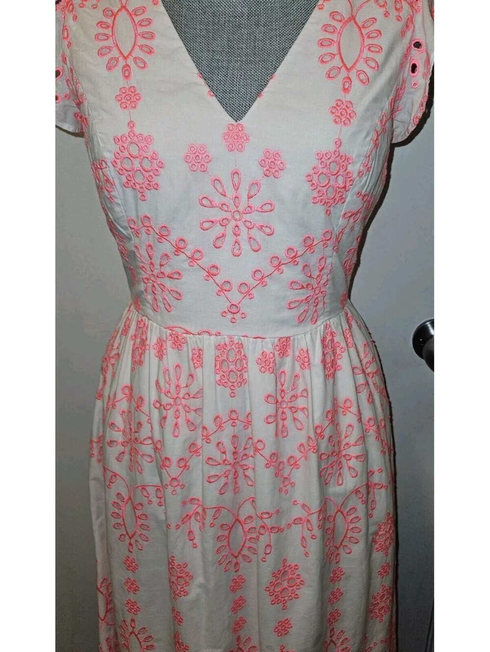 Lilly Pulitzer Size 4 Lillyanne Midi Dress Karmic Coral Neon Cotton Eyelet Dress - Picture 5 of 10